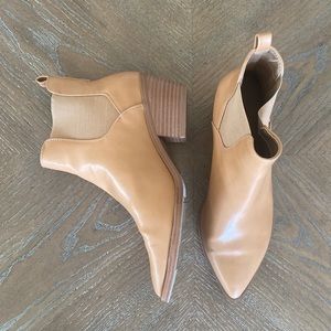 Camel Western Ankle Booties Point Toe Universal Thread WOMEN’S Size 8